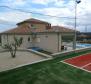 Nová vila v oblasti Zadaru s bazénem a tenisovým kurtem - pic 19