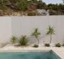 Luxury glamorous villa with pool worth Brad Pitt stay - pic 11