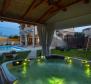 Villa with swimming pool and two residential units - pic 27