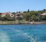 Első sorban nagyon magánház Vodice környékén, Prvic szigetén, első sor a tenger felé a kikötővel - pic 2