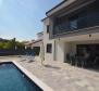 Belle villa neuve avec piscine à Krk à vendre - pic 22