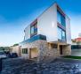 Außergewöhnliche moderne Luxusvilla in der Stadt Korčula, ideal, um 365 Tage im Jahr auf der Insel zu verbringen - foto 25