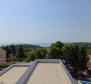 Large aparthouse with sea views in Premantura, Medulin - pic 2