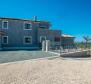 Villa in Filipana, Marčana with large land plot of 1429 sq.m. and pool - pic 9