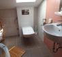 Apartment house with restaurant, Premantura, 245m2 - pic 30