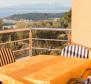 Tágas ház 2 apartmanból a Makarska riviérán, tengerre néző kilátással és garázzsal, mindössze 750 méterre a strandtól - pic 3