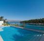 Herrliche neu gebaute Villa auf der Insel Brac mit Swimmingpool und schöner Aussicht 
