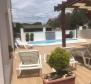 Property with 3 apartments and swimming pool in Rogoznica - pic 11