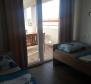 Property with 3 apartments and swimming pool in Rogoznica - pic 22
