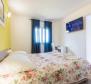 Neue Villa im authentischen Stil mit Pool und angelegtem Garten in Labin - foto 15