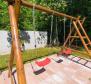 Neue Villa im authentischen Stil mit Pool und angelegtem Garten in Labin - foto 27