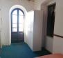 Szuper ajánlat Novigradban - 160 m2-es penthouse lakás felújításra, gyönyörű kilátással a tengerre - pic 8