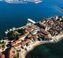 Offer of HOTEL plus CASINO in Umag on the first line to the sea, opposite yachting marina - pic 19