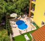 Nouvelle villa avec 2 appartements à Bregi avec piscine, maison d'hôtes, taverne et aire de jeux pour enfants - pic 7
