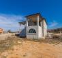 Rustikale neu gebaute Villa mit Swimmingpool zum Verkauf in Muraj, Krk - foto 5