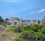 Luxurious first line villa for sale on Brac in Splitska - pic 4