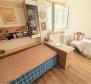 Three-bedroom seafront apartment right on Makarska riva! - pic 4
