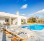 Villa design élégante avec piscine dans le quartier de Rabac-Labin - pic 3
