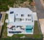 Designer villa with sea views in Zadar area - pic 32