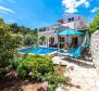 Villa am Meer zum Verkauf auf der Insel Korcula mit Anlegemöglichkeit - foto 10