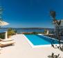 Exkluzív villa panorámás kilátással a tengerre Crikvenicában, a régió egyik legjobb luxusvillájában - pic 4