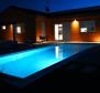 Neu gebaute einstöckige Villa mit Swimmingpool in ruhiger Lage in Svetvincenat! - foto 10