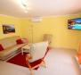 Bright property in Porec area with swimming pool and 4 apartments - pic 10