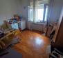Maison de trois appartements à Valbandon, Fažana à vendre à seulement 550 mètres de la mer - pic 27