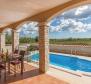 Fantastically beautiful 4**** star villa in Divšići, Marčana - pic 3