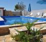 Beautiful villa with two apartments and a swimming pool, 800 meters from the sea - pic 2