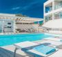 Helles und helles Anwesen für 14 Gäste mit beheiztem Pool in Bininje bei Zadar, nur 600 Meter vom Strand entfernt 
