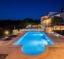 Astonishing villa with pool with 3000 m2 garden and sea view in Banjole! - pic 65