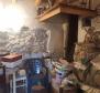 Stone house with garden for sale in Banjole just 200 meters from the beach!  - pic 15