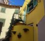 Egyedülálló ház Rovinjban a második sorban a tengerhez! - pic 7