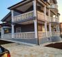 Tourist property with 5 apartments in Medulin with sea views - pic 2