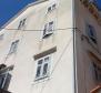 6 apartmanos apartmanház mindössze 100 méterre a tengertől Mali Lošinjban - pic 15