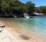 Exceptional property on Hvar island with 4 apartments, by the sea - pic 11