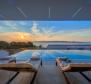 Nouvelle villa moderne unique à Baska Voda, avec piscines intérieure et extérieure, à seulement 150 mètres de la plage ! - pic 34