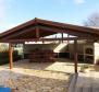 Nice stone house 225m2, Vodnjan - pic 20