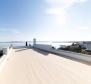 Luxus-Penthouse in einer neuen Residenz in Diklo, nur 40 Meter vom Strand entfernt 