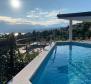 Вилла с 6 апартаментами, панорамным видом на море и бассейном, Опатия 