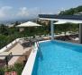 Вилла с 6 апартаментами, панорамным видом на море и бассейном, Опатия - фото 18