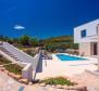 Étonnante villa au design moderne dans la région de Split - pic 9