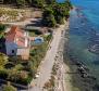 Rare seafront villa in Kastel Stafilic, with swimming pool and great sea views - pic 8