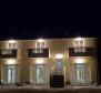 Apart-house with 5 apartments in Umag area, 3 km from the sea - pic 2