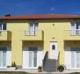 Apart-house with 5 apartments in Umag area, 3 km from the sea - pic 3