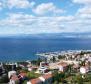 An exclusive villa of 400m2 with a swimming pool and a panoramic view of the sea in Opatija - pic 7