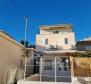 Maison avec vue sur la mer sur la Riviera de Makarska à seulement 100 mètres de la mer - pic 12