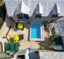 Komplex aus zwei renovierten Villen mit Swimmingpool in Baska Voda - foto 31