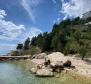 Tolles Grundstück direkt am Meer an der Riviera von Omis am Strand - foto 13